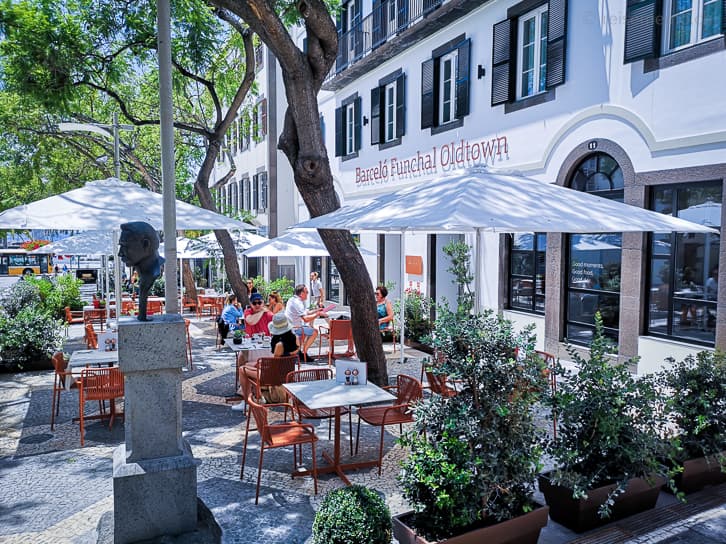 Barceló Funchal Oldtown — photo by Walter Schärer from Switzerland, CC BY 2.0, via Wikimedia Commons