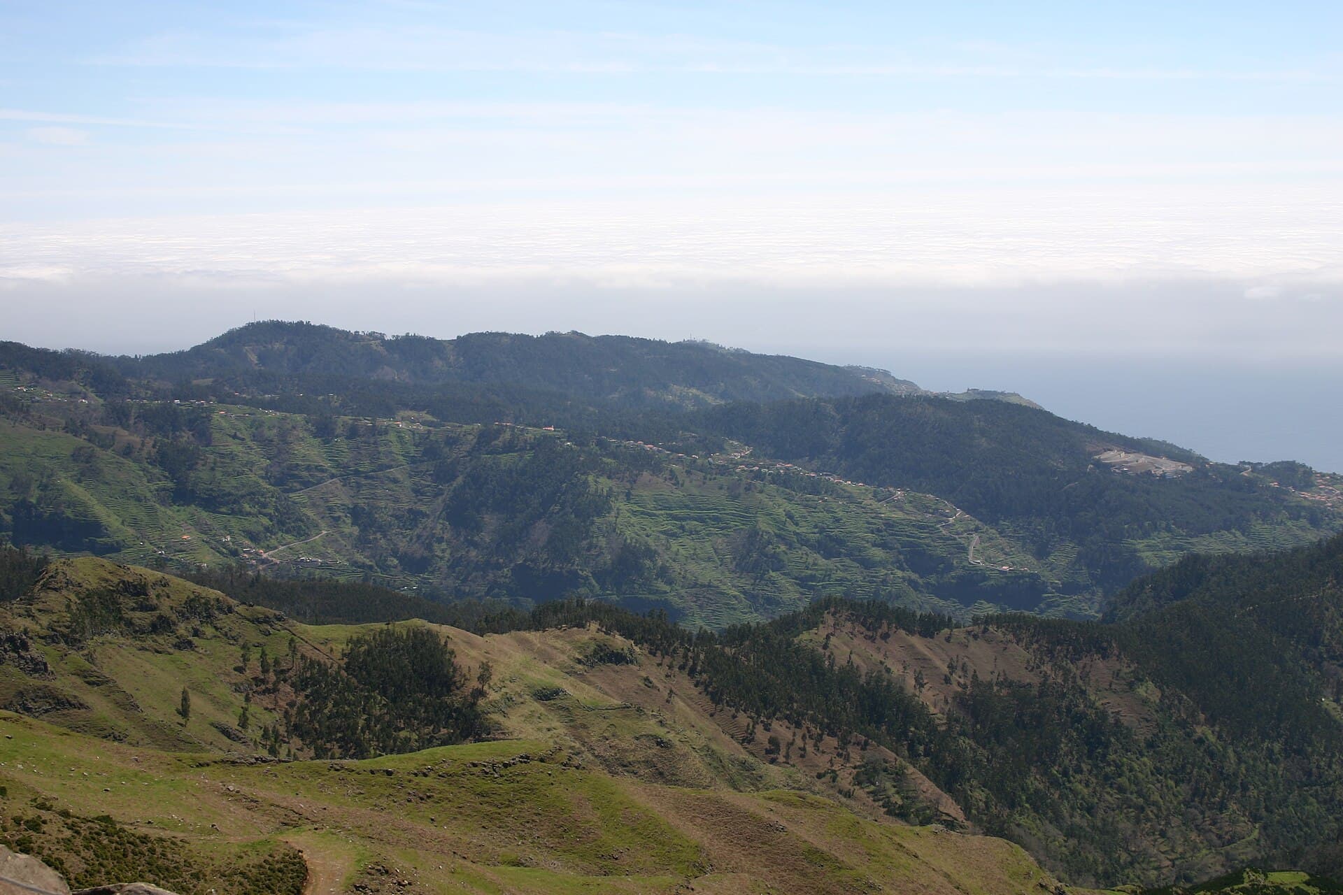 The mountains above Câmara de Lobos — photo by Tony Hisgett, CC BY 2.0, via Wikimedia Commons