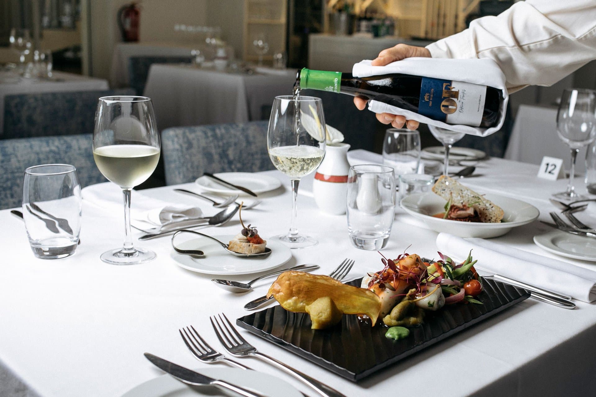 Oasis Caniço — restaurant — official photo, https://www.theviewshotels.pt/en/oasis/